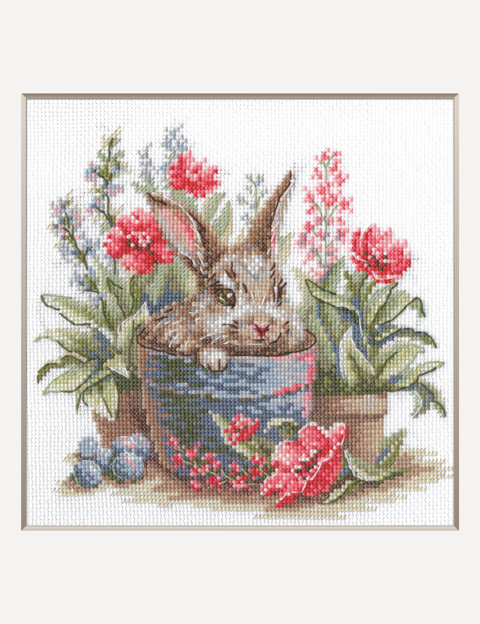 Siuvinėjimo kryželiu rinkinys „Žydintis zuikis“ 20 x 20 cm