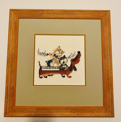 RIOLIS siuvinėjimo rinkinys "Dachshund Blues" Nr.1495 — 20×20 cm, 13 spalvų, 14 ct AIDA