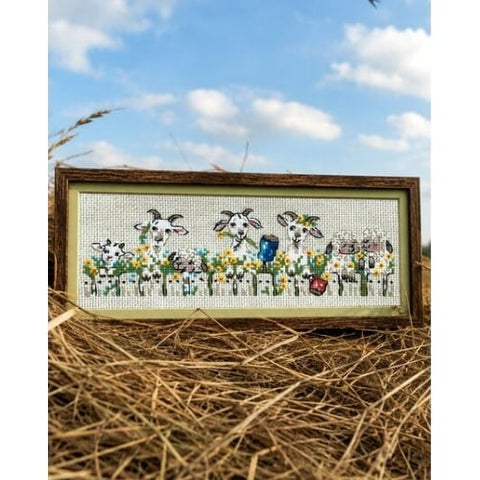 Siuvinėjimo kryželiu rinkinys „Kaimo pokalbiai“ 24 x 8 cm