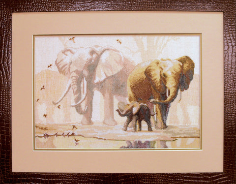 Charivna Mit siuvinėjimo rinkinys kryželiu „Drambliai“, Aida 16, 38,5×26 cm