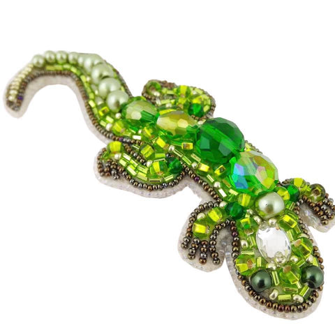 Charivna Mit karoliukų siuvinėjimo rinkinys brožei „Driežas“ (Crystal Art), 10×4,5 cm