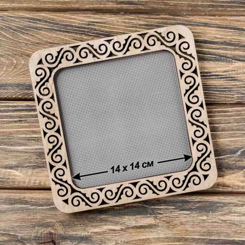 Medinis magnetinis lankelis siuvinėjimui 14×14 cm — skirtas plokštiems paviršiams