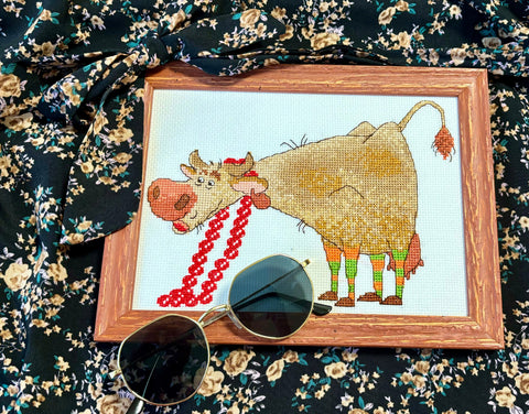 Aine „Mados Savaitė“ kryželių siuvinėjimo rinkinys (21×15 cm, 14 ct)
