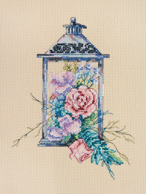 Abris Art siuvinėjimo rinkinys „Švelni šviesa“ — Aida 14 (15×19 cm), 34 spalvų