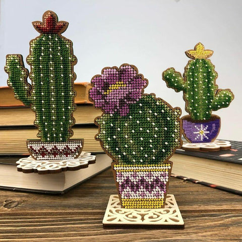 Perforuotos faneros karoliukų siuvinėjimo rinkinys su stovu PRECIOSA 7,5×12,5 cm