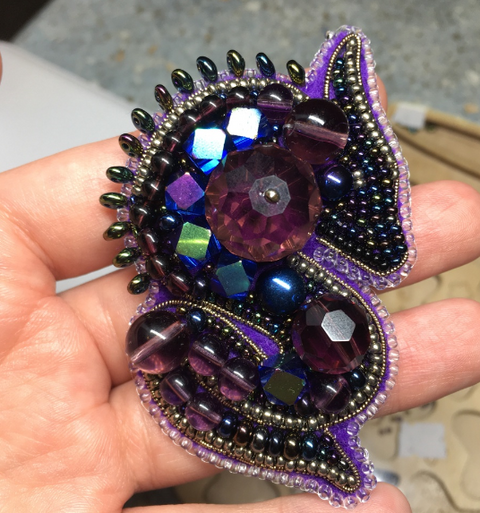 Karoliukų siuvinėjimo rinkinys brošei „Drakonas“ — Crystal Art (Charivna Mit)