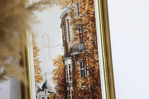 Detalus skaičiuojamo kryželio siuvinėjimo komplektas „Rytų gatvė“ dovanai - kaSiulai.lt