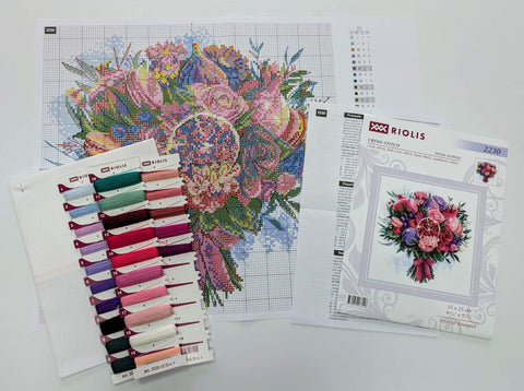 RIOLIS "Fruitful Bouquet" siuvinėjimo rinkinys Nr. 2230 — 25×25 cm, 24 spalvų