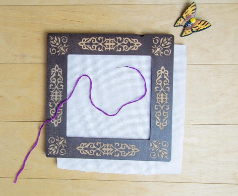 Kvadratinis magnetinis siuvinėjimo rėmas 21×21 cm, 6 mm — tvirtas ir patogus - kaSiulai.lt