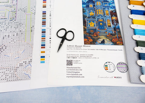 Letistitch „Haunt Manor“ — siauro formato kryželiu komplektas, 19×39 cm - kaSiulai.lt