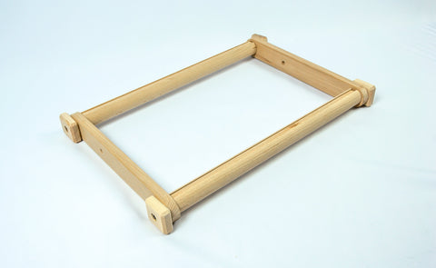 Medinis siuvinėjimo rėmas 30 × 50 cm — tvirtas ir reguliuojamas - kaSiulai.lt