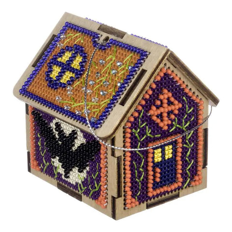 Medinis kryželiu siuvinėjimo rinkinys su karoliukais pakabukams ir kalėdiniams papuošimams | Wonderland Crafts