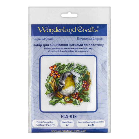 Kalėdinis siuvinėjimo kryželiu rinkinys ant perforuoto plastiko – pakabinamas žaisliukas eglutei (Wonderland Crafts)