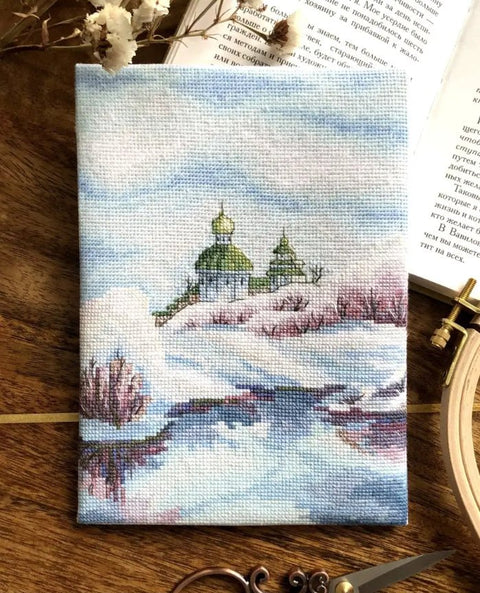 Siuvinėjimo komplektas „April“ — pavasario kryželių motyvas, žavinga dovana - kaSiulai.lt