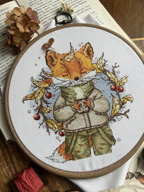 Siuvinėjimo komplektas kryželiu „Rudeniška kava“, 15×16,5 cm — jauki dovana - kaSiulai.lt