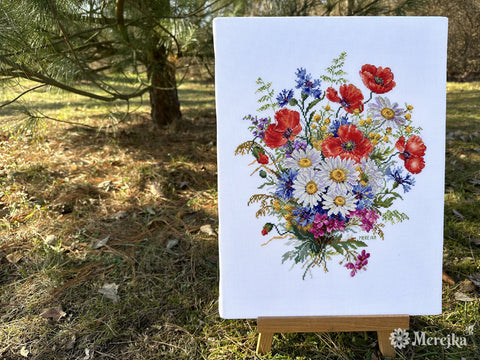 Merejka Pievų žiedai — siuvinėjimo kryželiu rinkinys, 30×26 cm