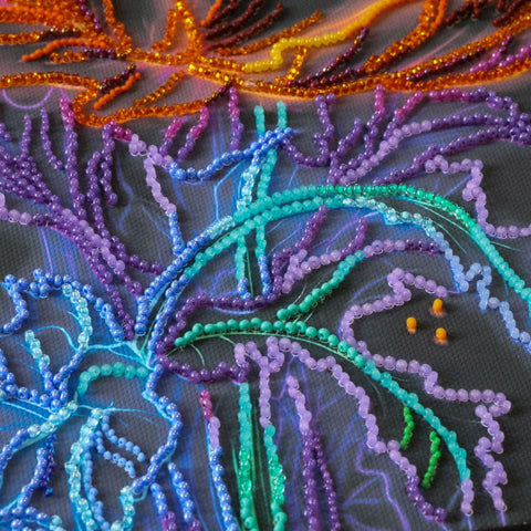 Siuvinėjimo karoliukais rinkinys „Neoninės aguonos“ 26 x 53 cm