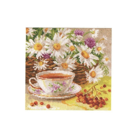 Siuvinėjimo rinkinys Alisa "Popietės arbata" 5-13 (18x18 cm) - kaSiulai.lt