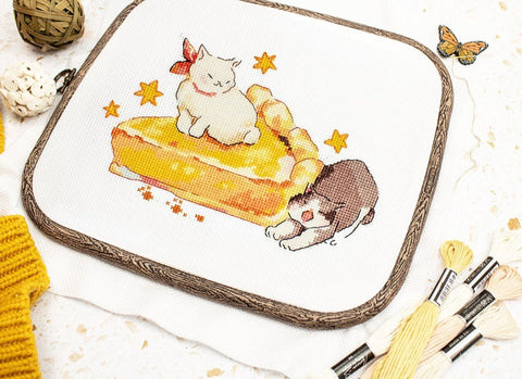 Siuvinėjimo rinkinys Eating Sleeping Stretching 16x11 cm SLETIL8811 - 🧶kaSiulai.lt