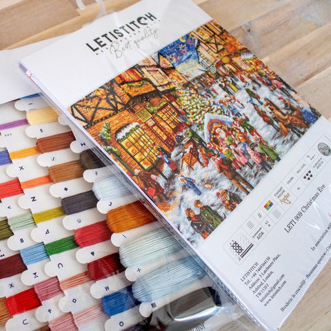Siuvinėjimo rinkinys LetiStitch Christmas Eve SLETI909 49x35cm - kaSiulai.lt