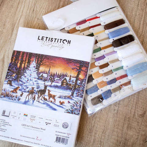 Siuvinėjimo rinkinys LetiStitch Christmas Wood SLETI947 46x30cm - kaSiulai.lt
