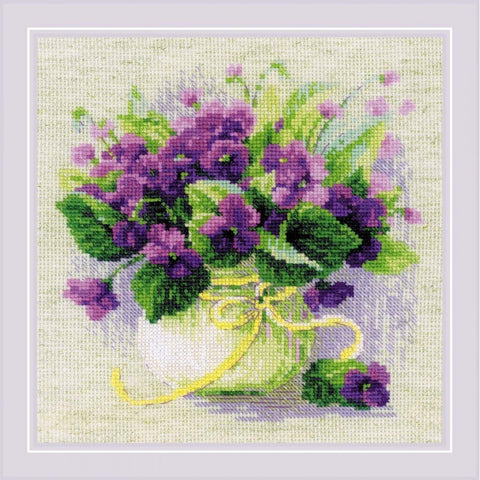 Siuvinėjimo rinkinys RIOLIS Violets in a Pot 2091 22x22cm - kaSiulai.lt