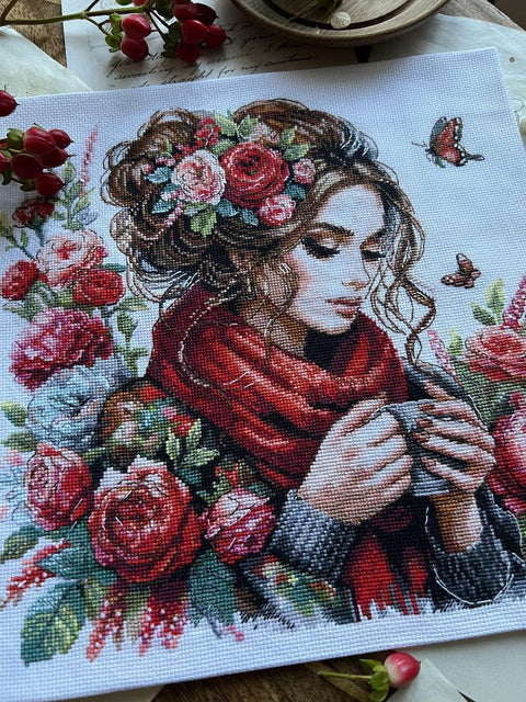 Kryželių siuvinėjimo rinkinys „Harmonija“ 24×24 cm – kvadratinis paveikslas, puiki dovana