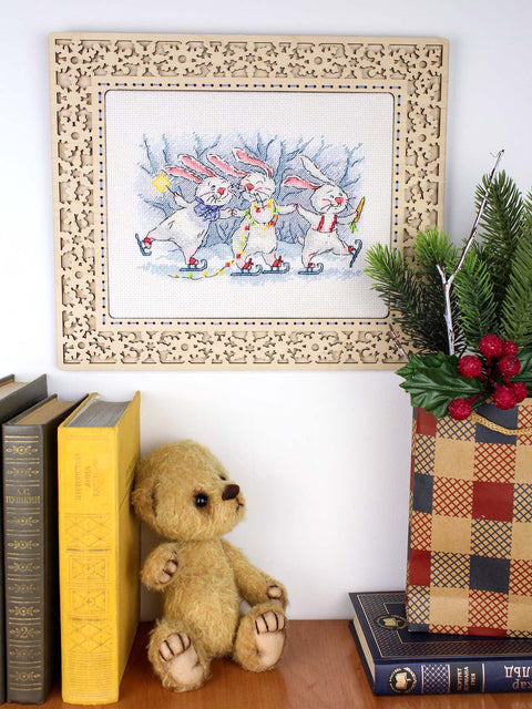 Siuvinėjimo kryželiu rinkinys „Šventinis ratelis“ 13×20 cm – šventinis motyvas dekorui