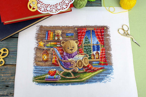 Kryželiu siuvinėjimo rinkinys „Su mėgstama knyga“ – skaitymo tema, 20 × 25 cm