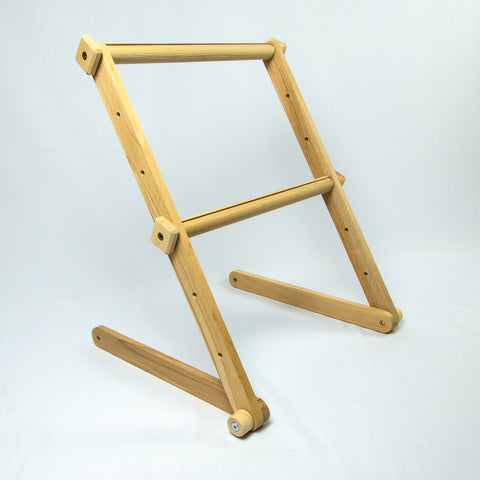 Universali siuvinėjimo atrama 30×30 cm — tvirta ir ergonomiška - kaSiulai.lt