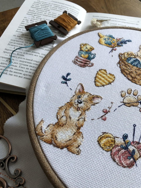 Žavingas korgis — Aida 16 ct siuvinėjimo komplektas, 21×21 cm - kaSiulai.lt