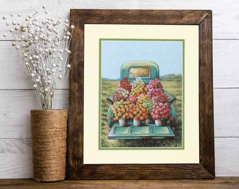 Žavingas kryželiu siuvinėjimo komplektas „Gėlės“ 22×30 cm - kaSiulai.lt