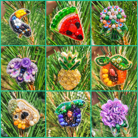 Brošės rinkinys „Tukanas“ — siuvinėjimo karoliukais (Preciosa & Crystal Art)