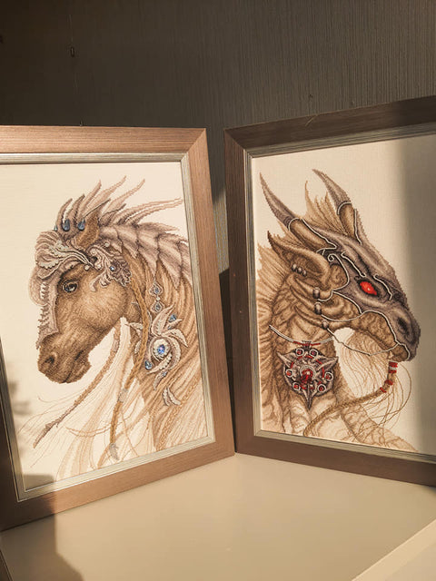 Kryželių siuvinėjimo rinkinys „Lobio sergėtojas“ – Aida 16, 28×44 cm | Charivna Mit