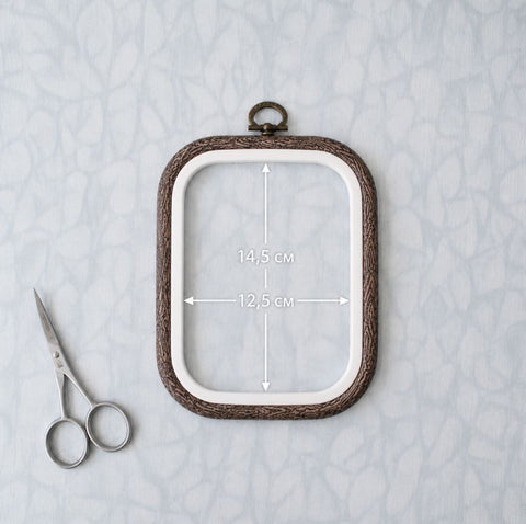 Lankstus kvadratinis siuvinėjimo lankelis Flexi Hoop 12,5 x 14,5 cm, rudas