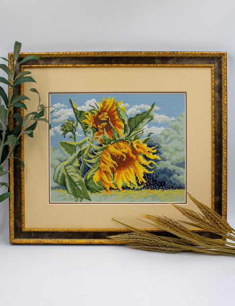 Siuvinėjimo kryželiu rinkinys „Saulėgrąžos vėjyje“ 30 x 24 cm