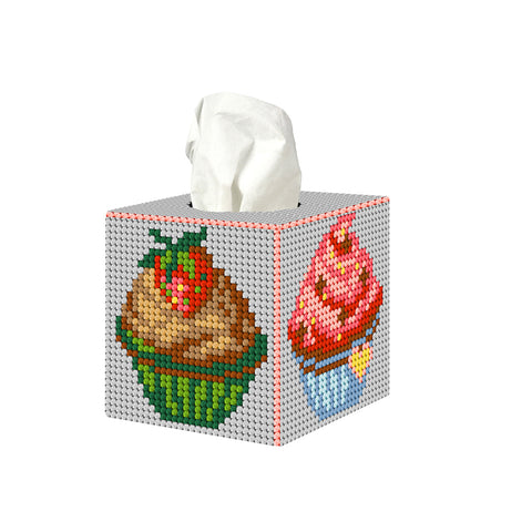 Crafting Spark siuvinėjimo rinkinys „Keksiukai“ – plastikinė kanva 7 ct, 13 akrilinių spalvų
