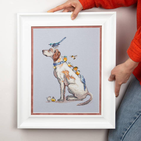 Charivna Mit siuvinėjimo rinkinys kryželiu „Gynėjas“ Aida 16, Madeira 27 spalvų 23,5×32 cm