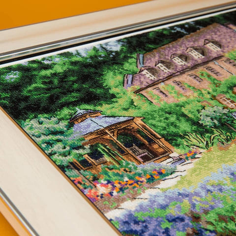 Charivna Mit siuvinėjimo kryželiu rinkinys „Veidrodinis vanduo“ — Aida 16, 36×24,5 cm, 44 Madeira spalvos