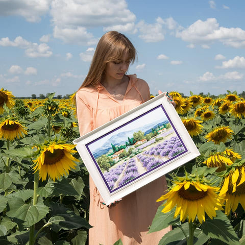 Charivna Mit kryželių siuvinėjimo rinkinys "Kalnų levandos" — Zweigart Aida 14, 42,5×26 cm