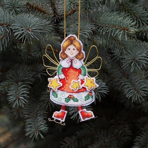 Charivna Mit siuvinėjimo kryželiu rinkinys „Kalėdiniai žaisliukai“ – plastikinė kanva 10,5×15,5 cm