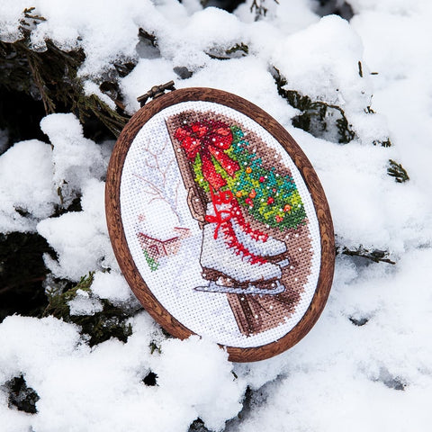 Charivna Mit kryželių siuvinėjimo rinkinys „Pasiruošimas šventėms“ – Aida 14, 10×13,5 cm (kalėdinis motyvas)