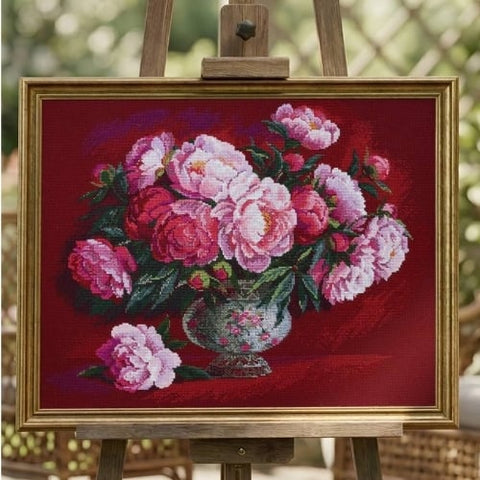Siuvinėjimo kryželiu rinkinys „Prabangūs bijūnai“ 50 x 40 cm