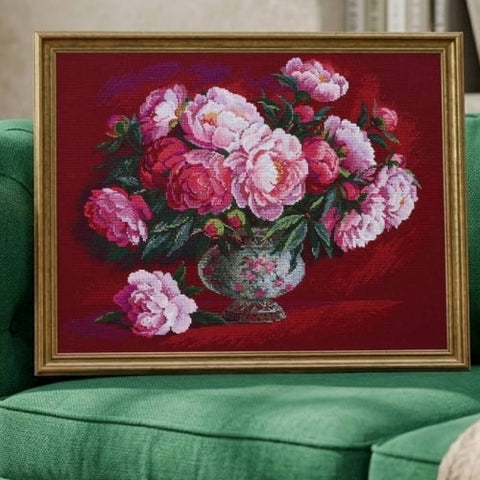Siuvinėjimo kryželiu rinkinys „Prabangūs bijūnai“ 50 x 40 cm