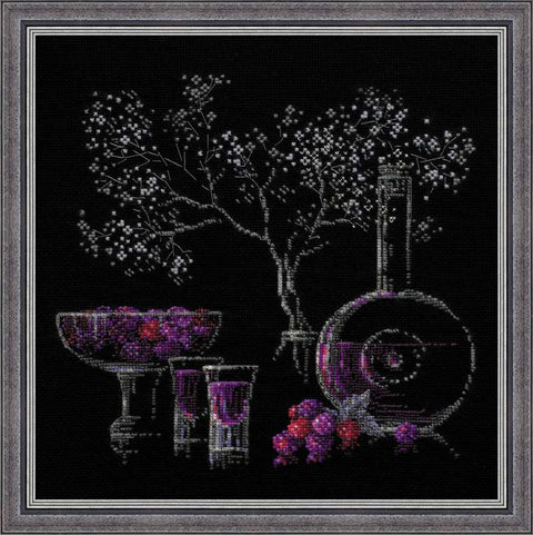RIOLIS siuvinėjimo rinkinys Nr.1276 „Still Life with Liquor“ — 30×30 cm, 14 spalvų, 14 ct juoda Aida