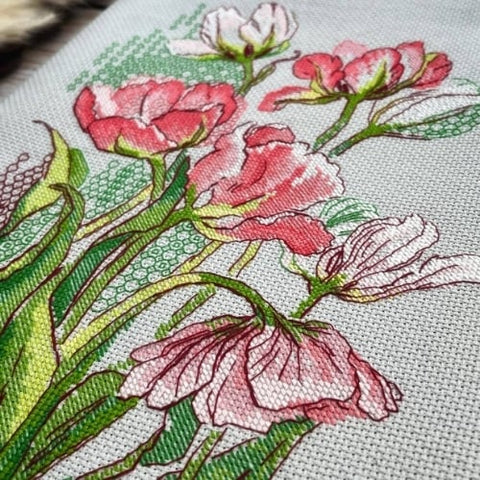 Siuvinėjimo blackwork rinkinys „Grakščios tulpės“ 21 x 30 cm