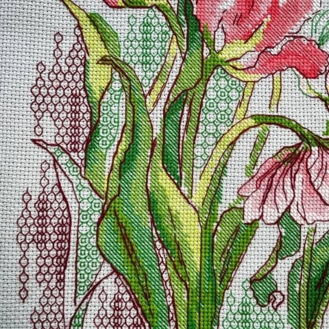 Siuvinėjimo blackwork rinkinys „Grakščios tulpės“ 21 x 30 cm
