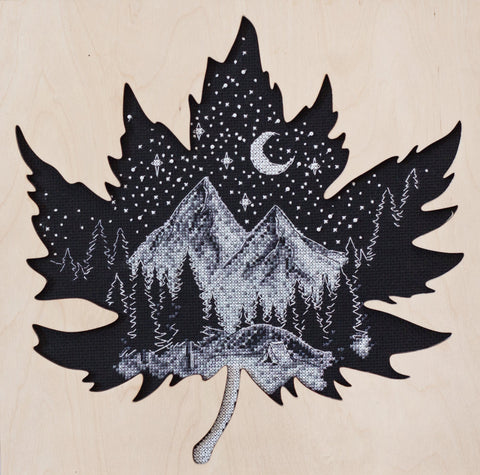 Abris Art siuvinėjimo rinkinys „Kalnuose“ su dekoratyviu mediniu rėmeliu, 29,7×29,7 cm