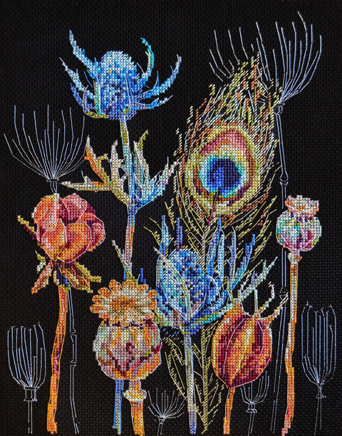 Abris Art siuvinėjimo rinkinys „Remembering“ — juoda 14 ct kanva, 22×30 cm, 34 spalvų