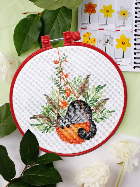 Abris Art kryželių rinkinys „Katė krepšyje“, 15×15 cm, 14 ct, 16 spalvų